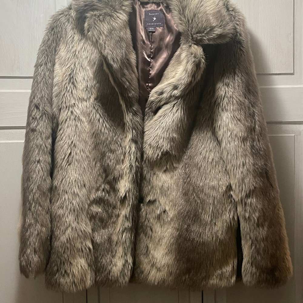 COAT Beige/Grey Faux Fur